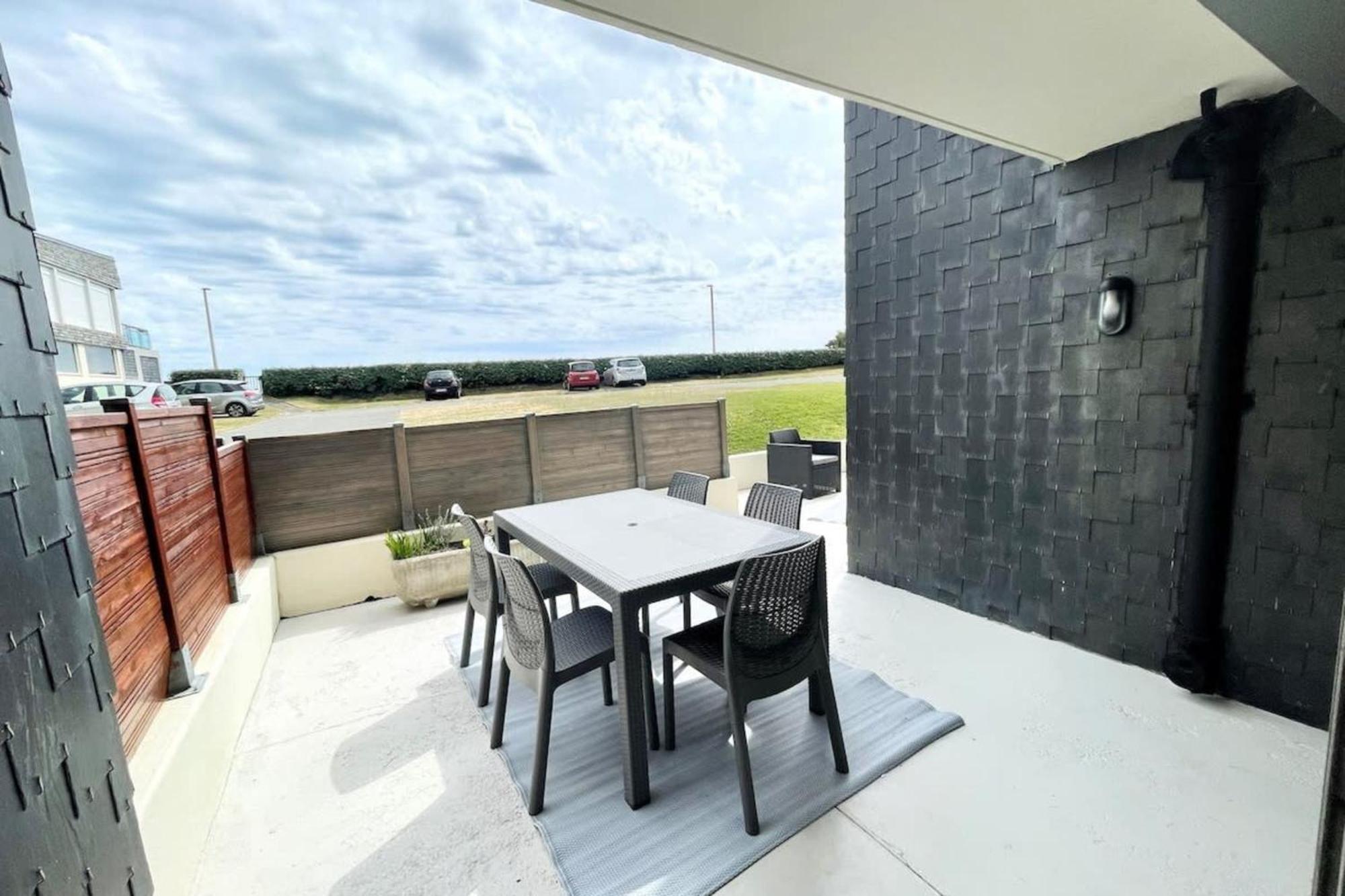 T3 Neuf Archi Cocooning Terrasse Face A La Mer Ploemeur Kültér fotó